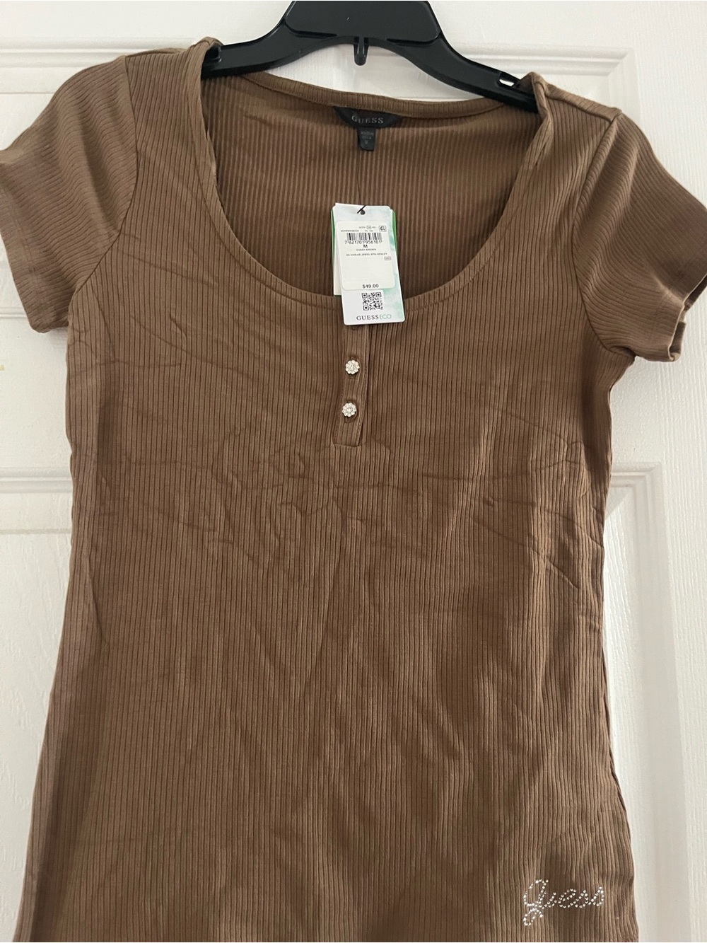 GUESS Brown Ribbed Scoop-Neck Short Sleeve Henley Top - Picture 6 of 8